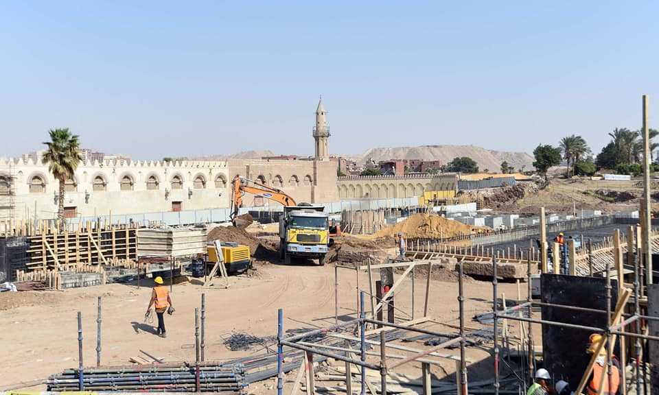 رئيس الوزراء يتابع مشروع إعادة إحياء القاهرة التاريخية