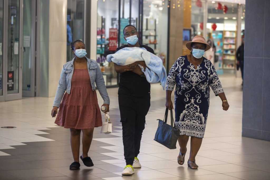 حصيلة وفيات كورونا تتجاوز 100 ألف في جنوب إفريقيا