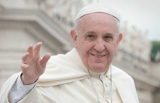 بابا الفاتيكان يلغي زيارته إلى مغارة الميلاد بسبب خطر كورونا