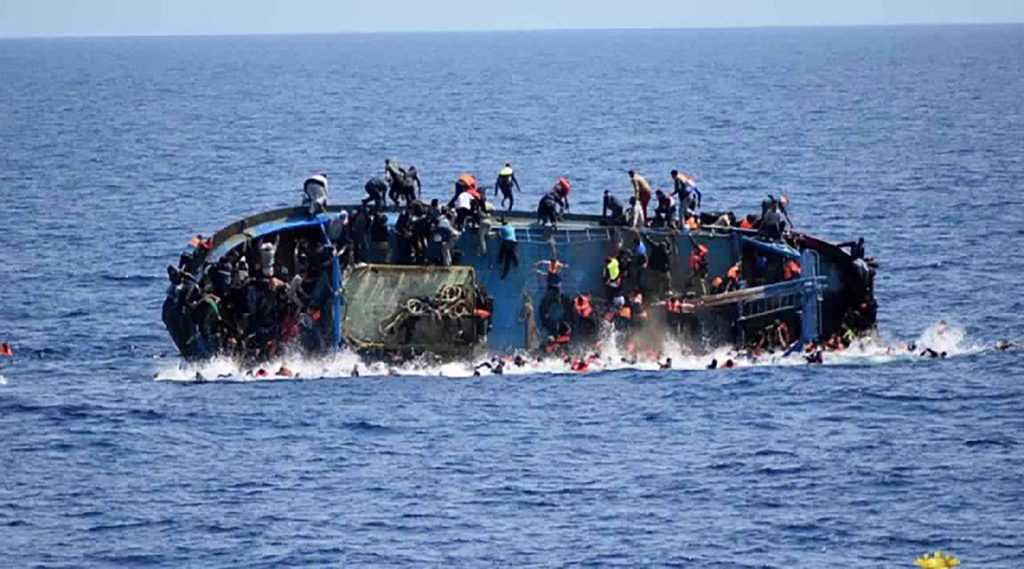 تونس: وفاة 12 مهاجراً وفقدان 10 في غرق أربعة زوارق