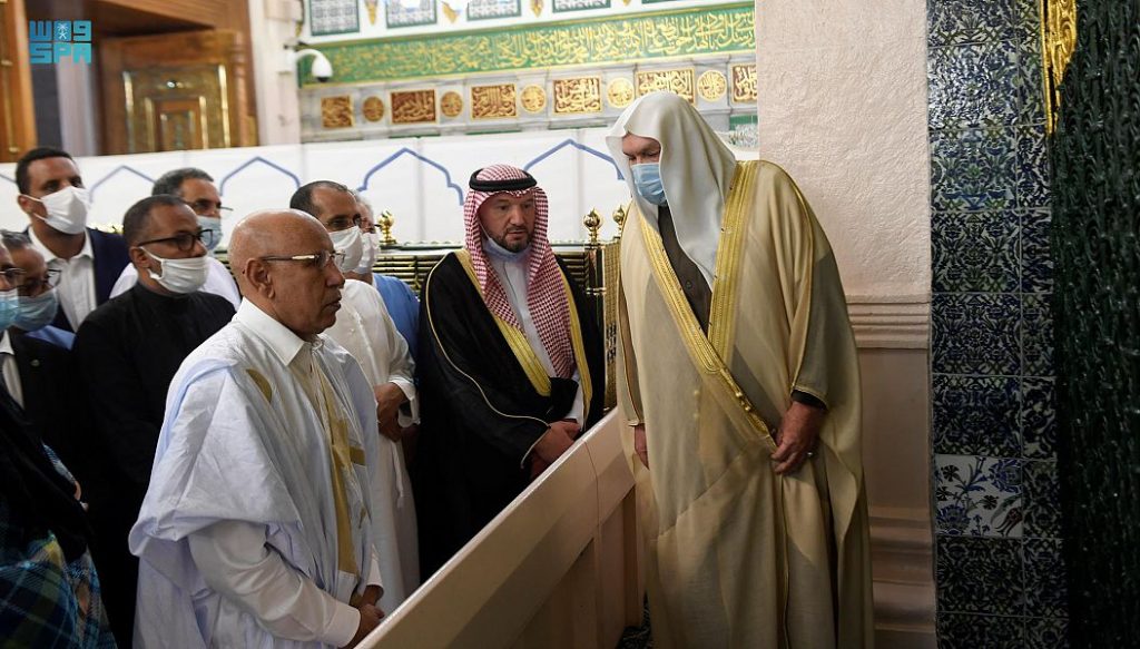 رئيس موريتانيا يزور المسجد النبوي الشريف