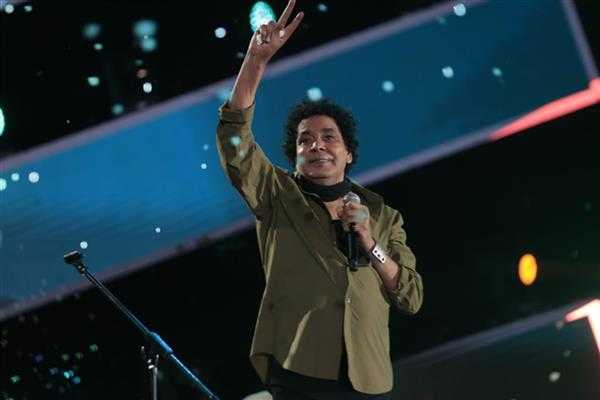 منير يكسر حاجز 800 ألف مشاهدة في 48 ساعة بأغنية «للي»