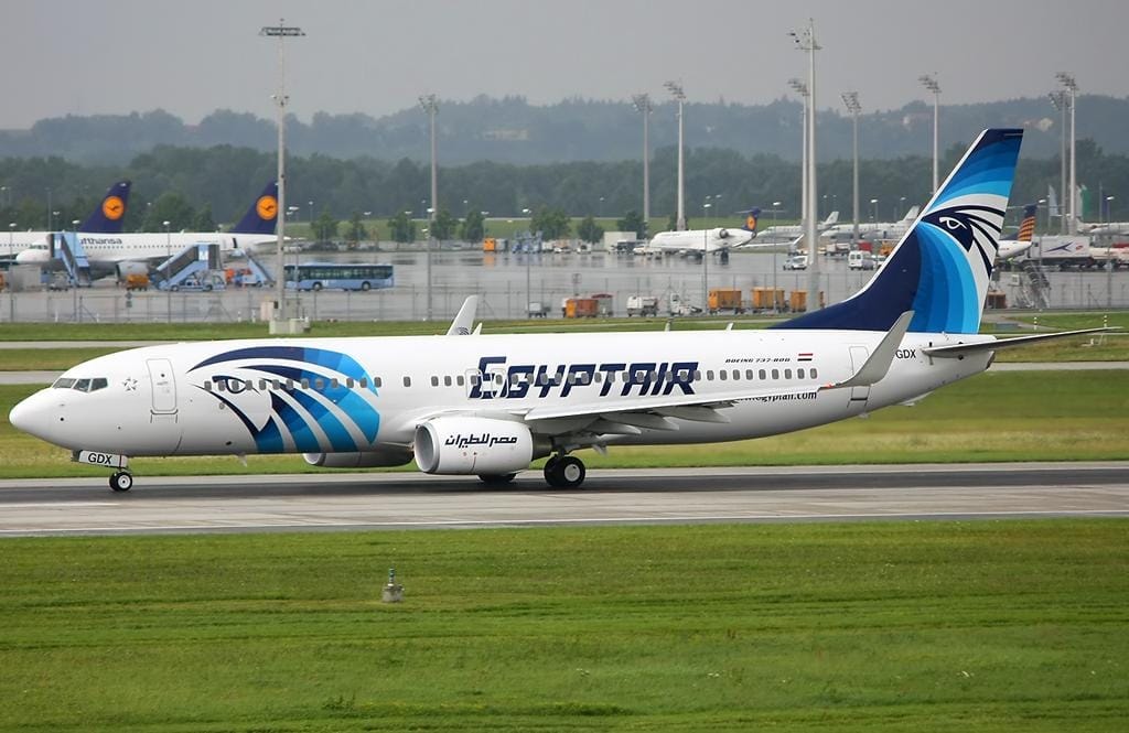 توسع وتطوير الخدمات والمرافق وزيادة طاقة المطارات المصرية