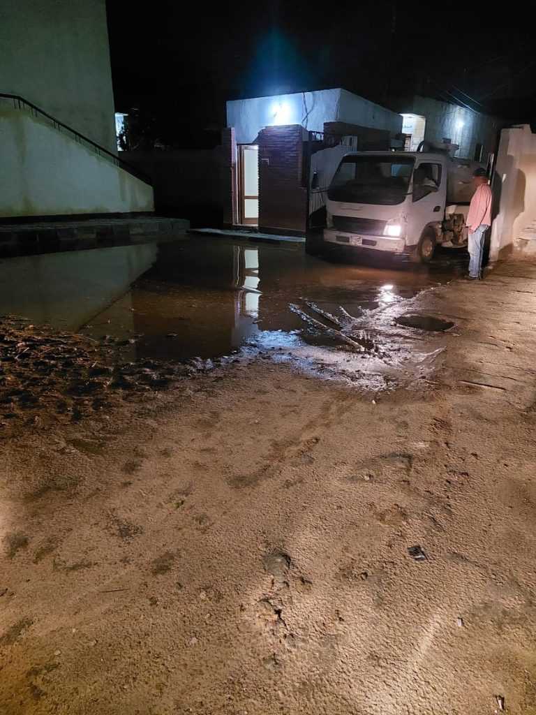 حملات لرفع تراكمات مياه الأمطار بـ«سنورس» في الفيوم