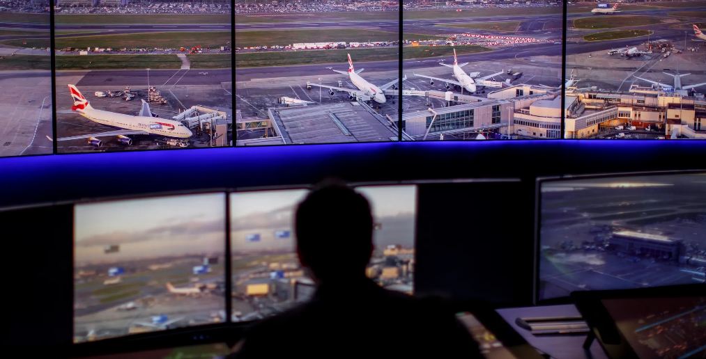 تعطل أنظمة المراقبة الجوية في مطارات بريطانيا