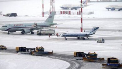 عاصفة ثلجية سوداء تضرب موسكو وتأجيل 35 رحلة طيران جوية