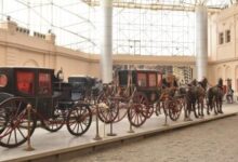 معرض أثرى مؤقت بمتحف المركبات الملكية لقطع مهداة من المجر