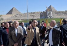 رئيس الوزراء يتفقد مشروعات تطوير منطقة المتحف المصري الكبير