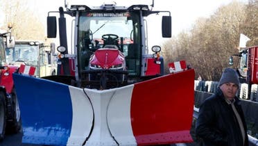 فرنسا تتعهد بتقديم 100 مليون يورو لدعم المزارعين